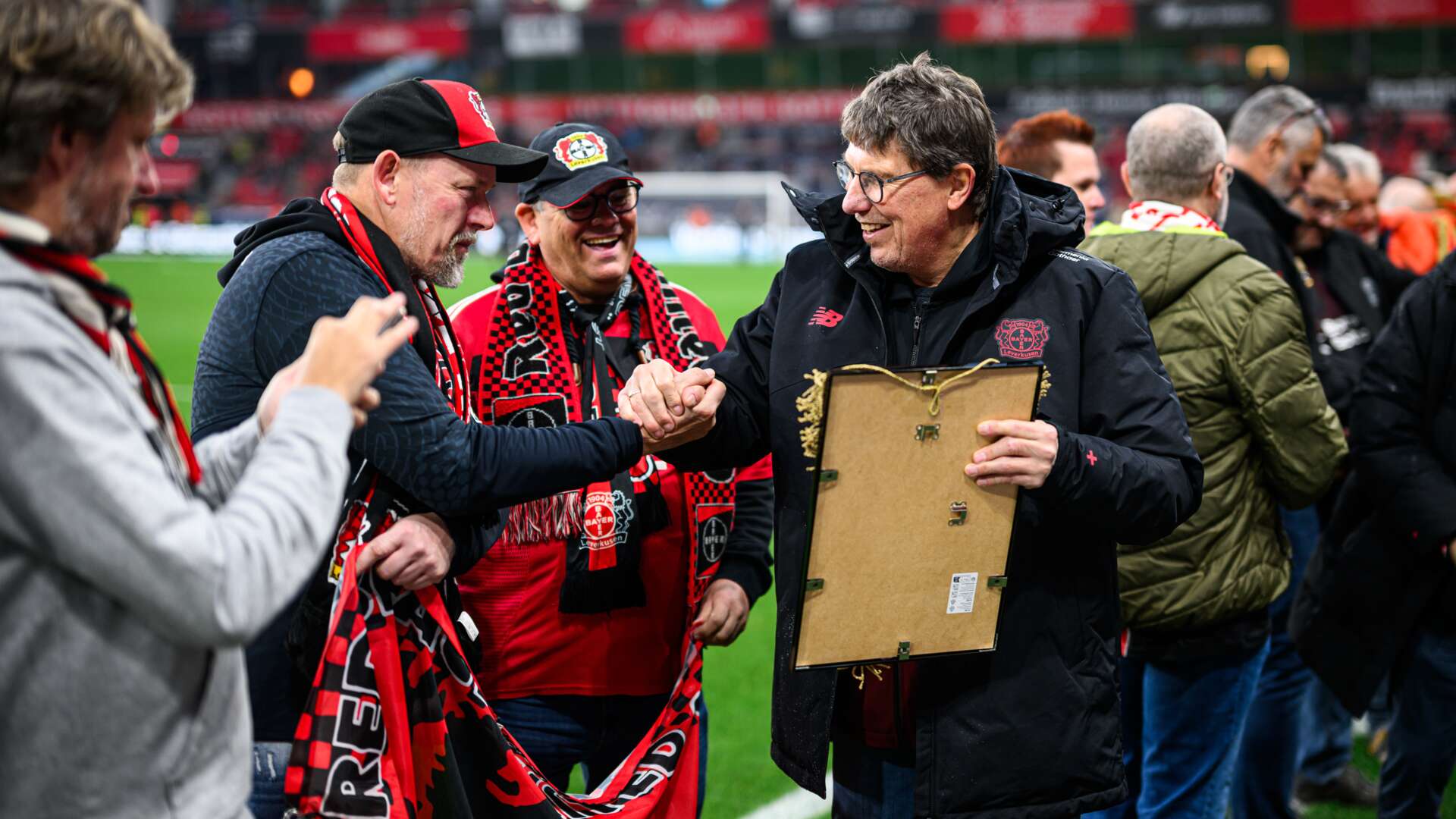 Vollborn ehrt Fanclubs