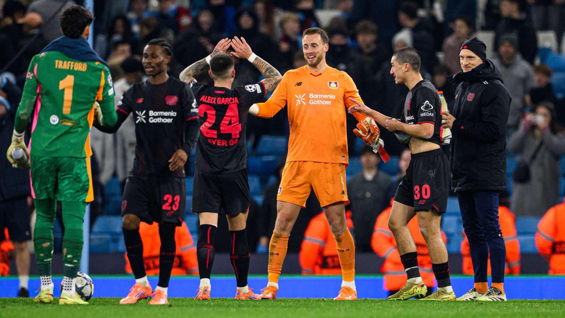 Mark Flekken und Co. nach Abpfiff