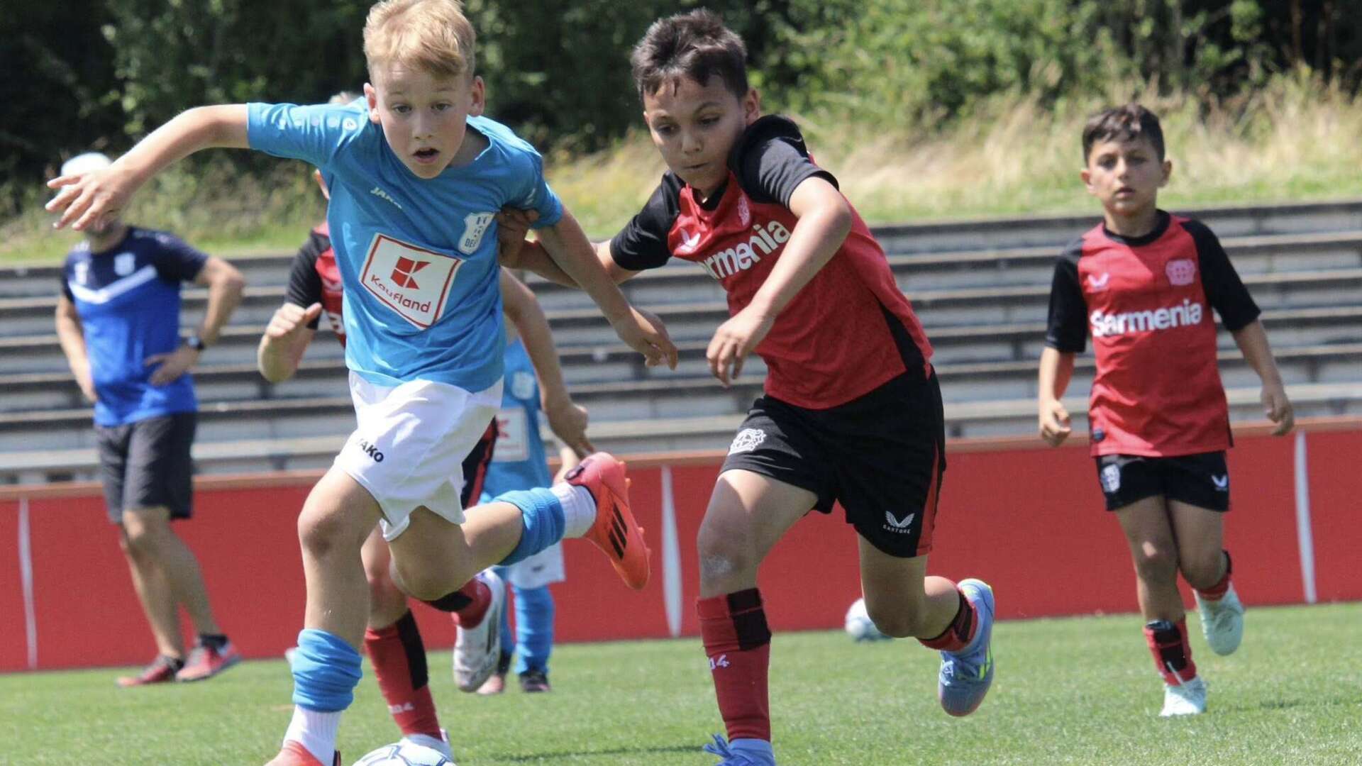 Bayer 04 und FC Deetz