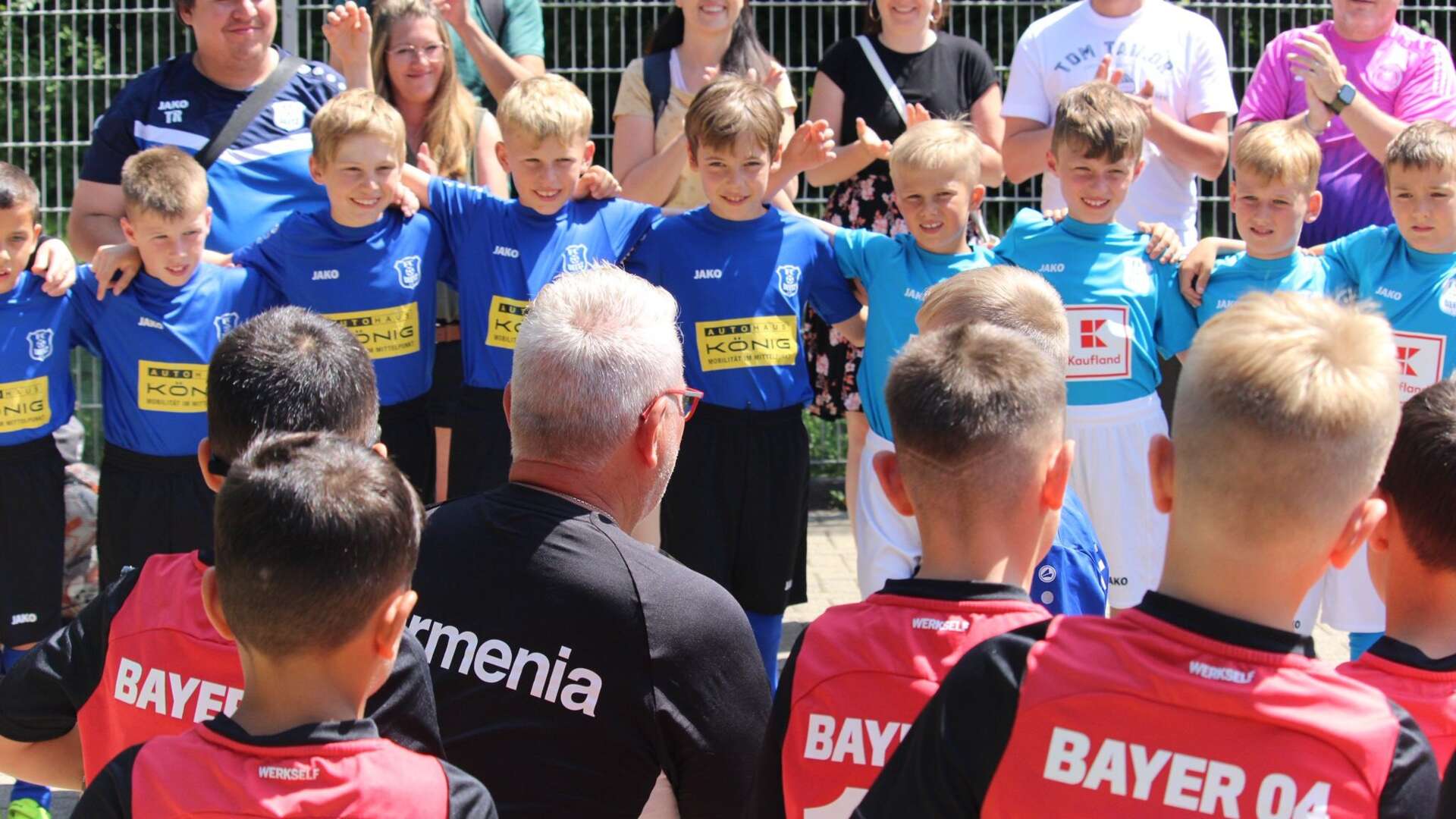 Bayer 04 und FC Deetz