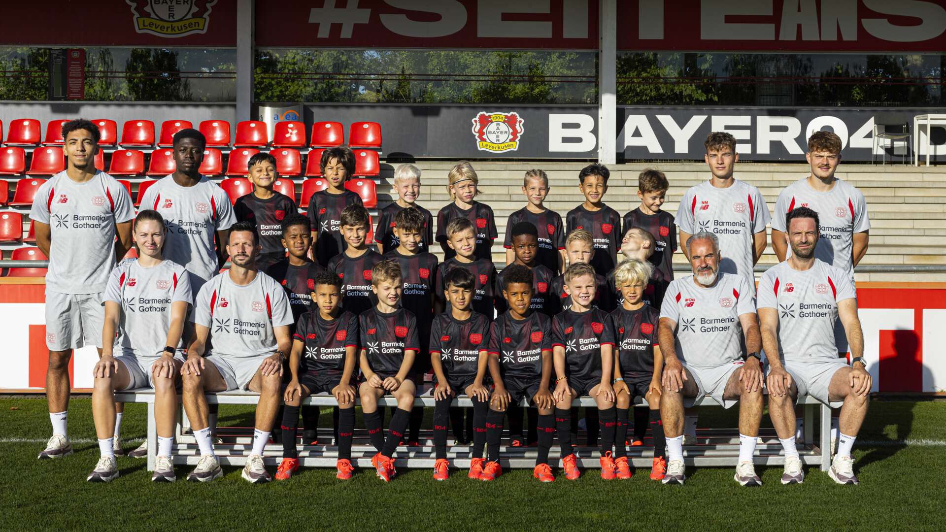 U8s team photo