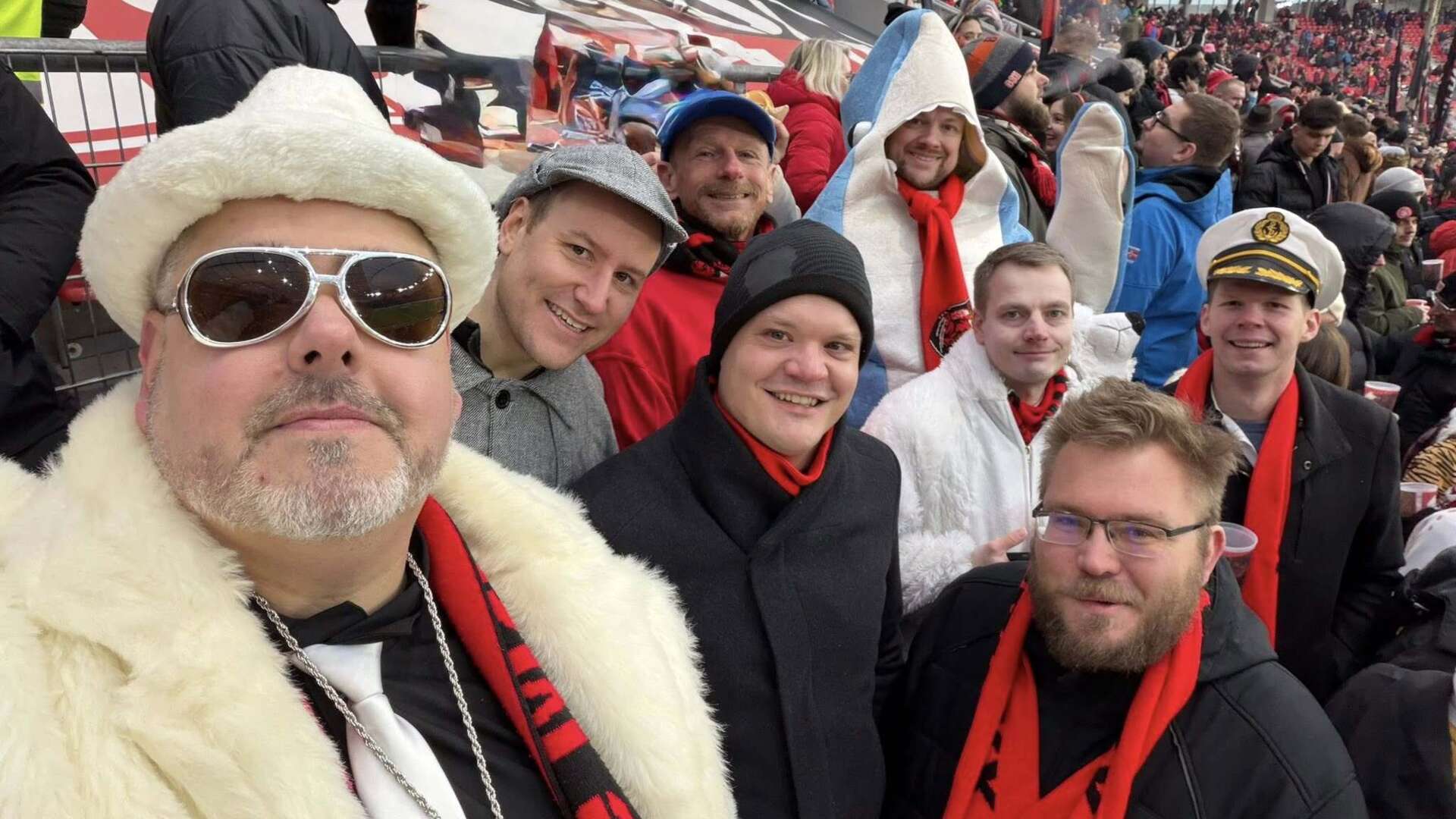 Bayer 04-Junxx im Stadion