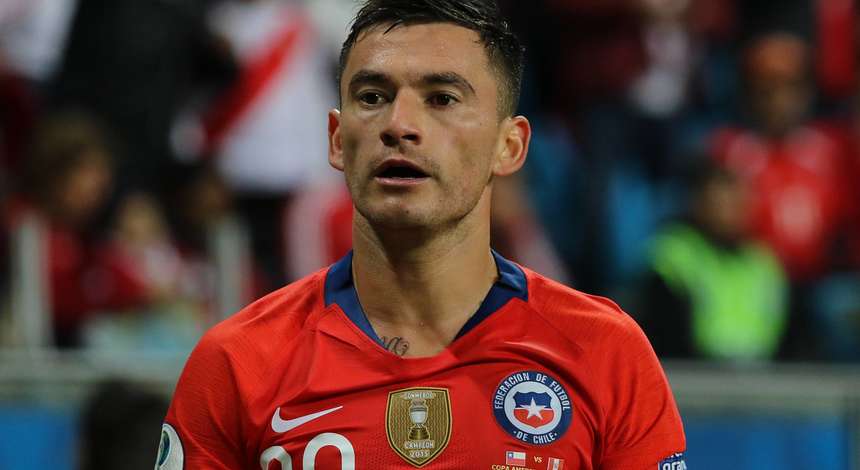 crop_Copa_America_2019_Halbfinale_Chile_vs_Peru.jpg