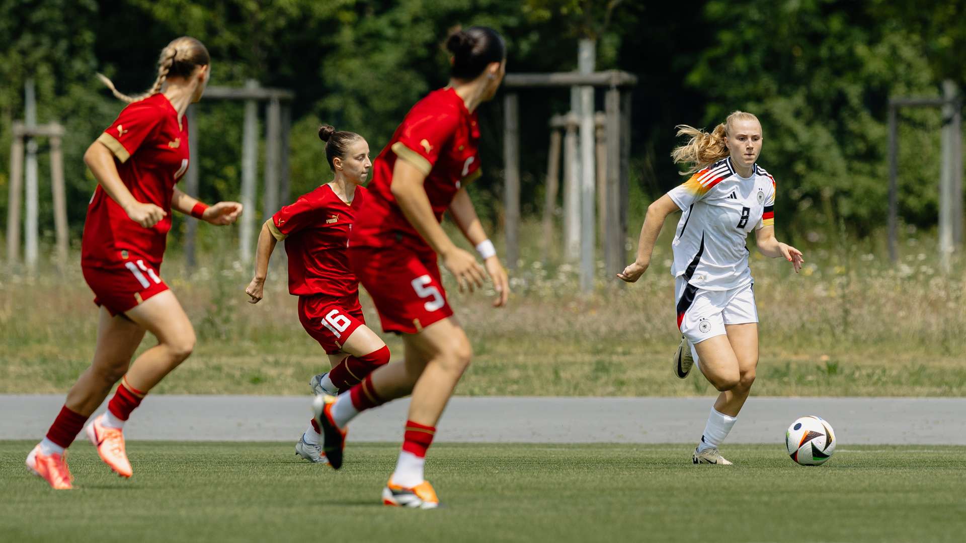 [Bild: crop_DFB_U19-FrauenTestspiel_29062024_054_638802_XL.jpg]