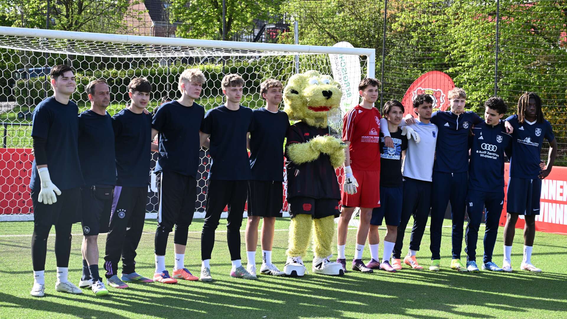 Team beim Elfmeterturnier Stadt-Spieltag Monheim