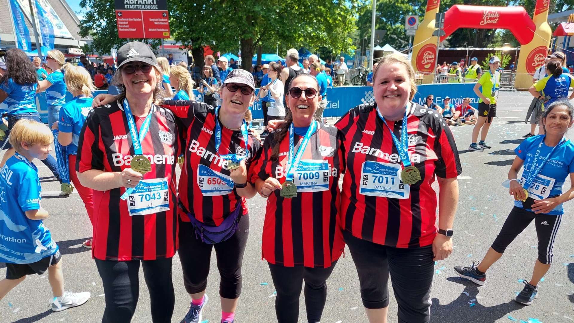crop_EVL-HalbMarathon2022_Finisher.jpg