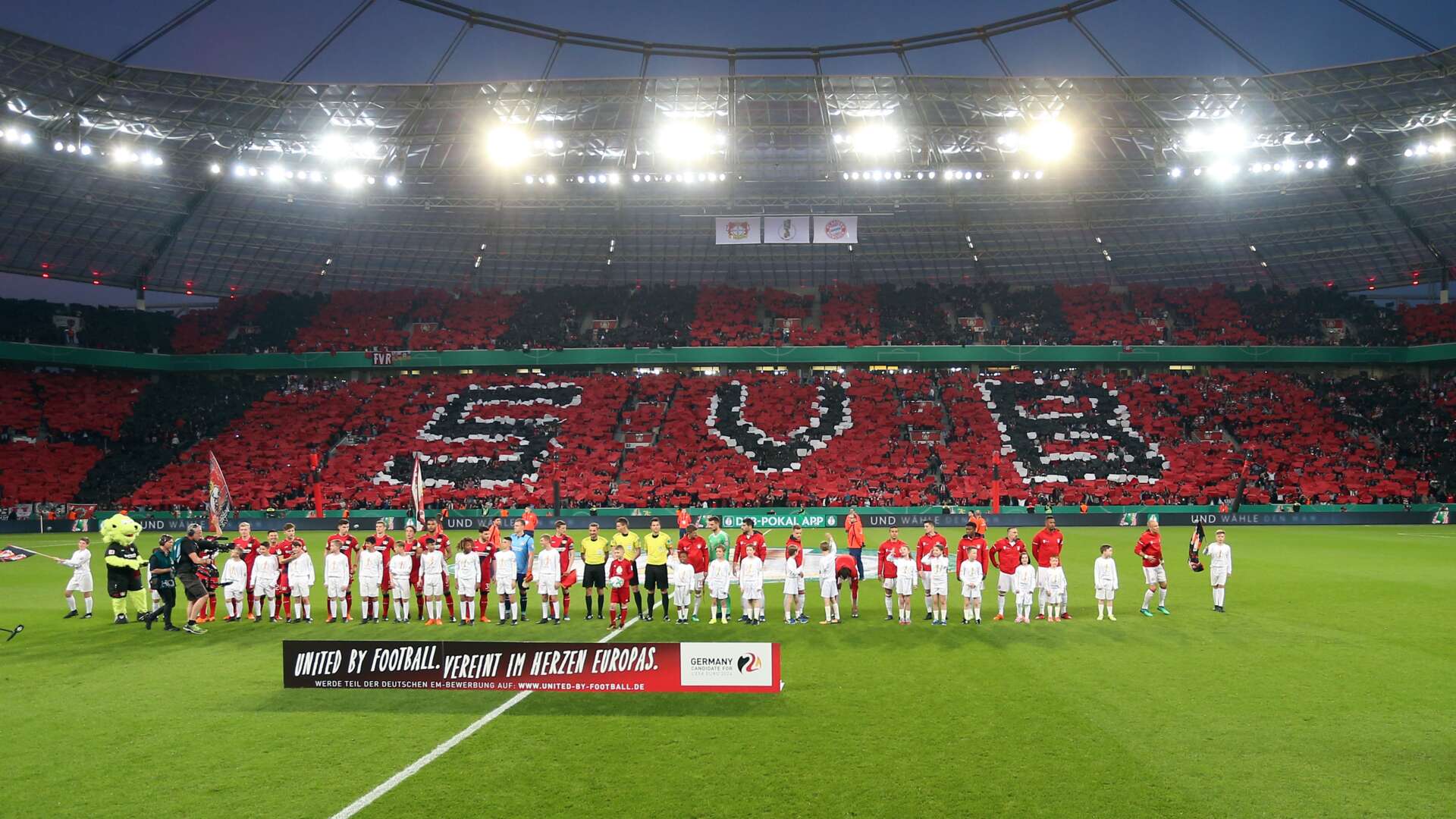 Werkself, Bayern München, Choreo