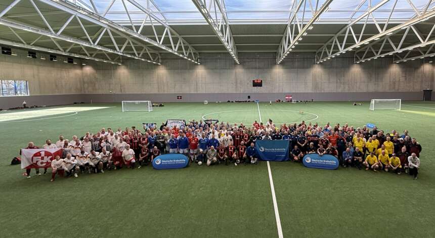 Gruppenbild des FFIT-Turniers auf dem DFB-Campus
