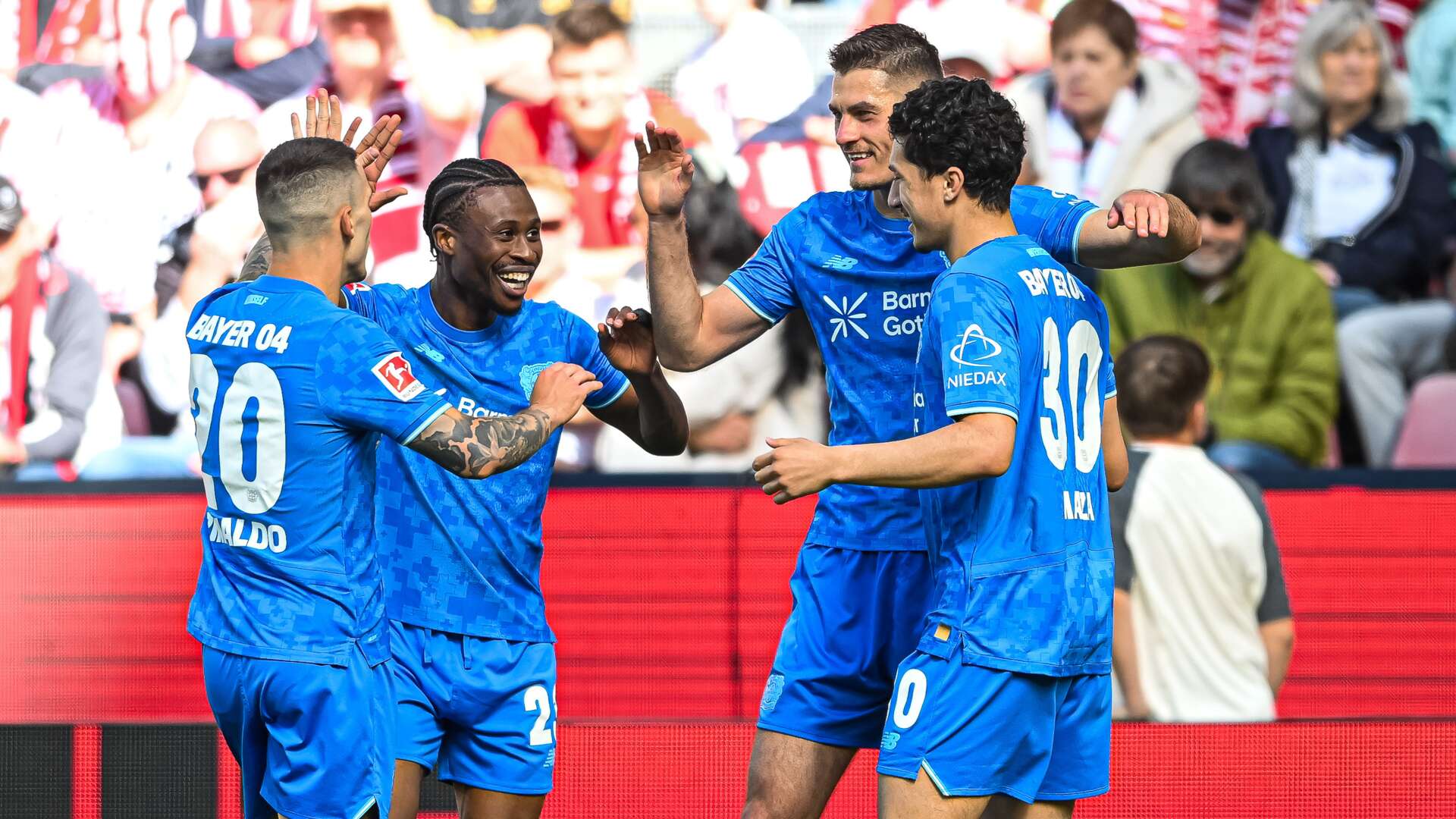 Jubel nach dem 2:0 durch Patrik Schick