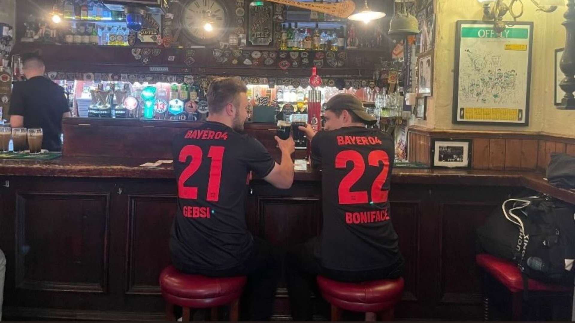 Bayer 04-Fans in Dublin