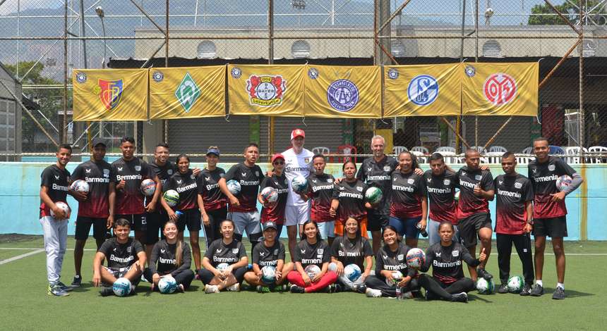 crop_Football_Club_Social_Alliance_Kolumbien_B04_5.jpg