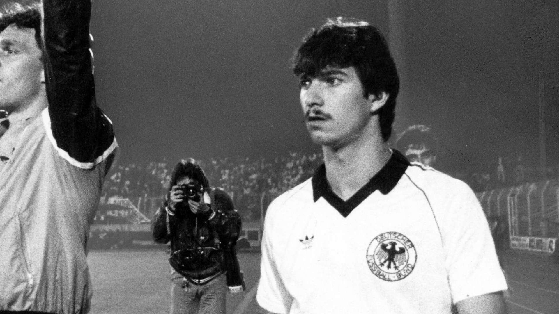 Sonstiges Herbert Waas erster deutsche Nationalspieler von Bayer 04