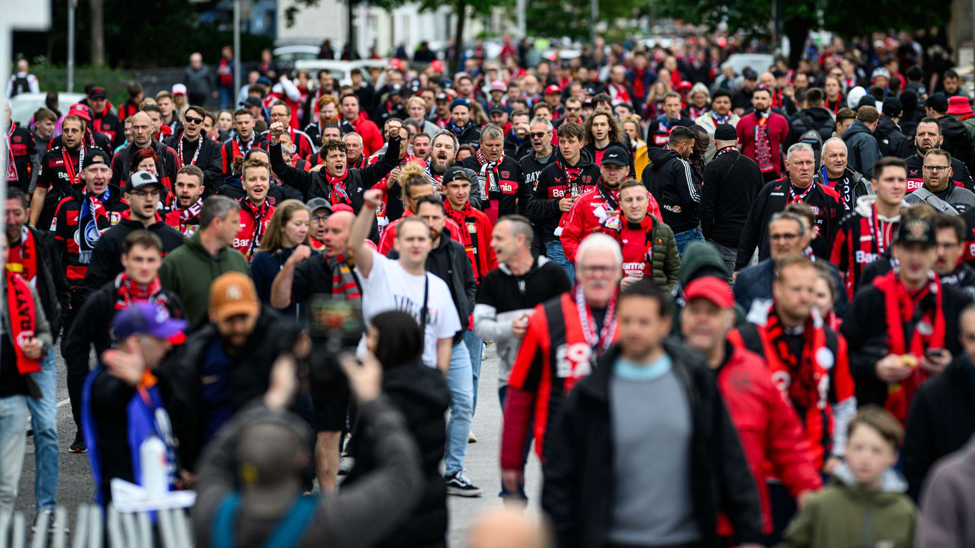 Bayer 04-Fans in Dublin