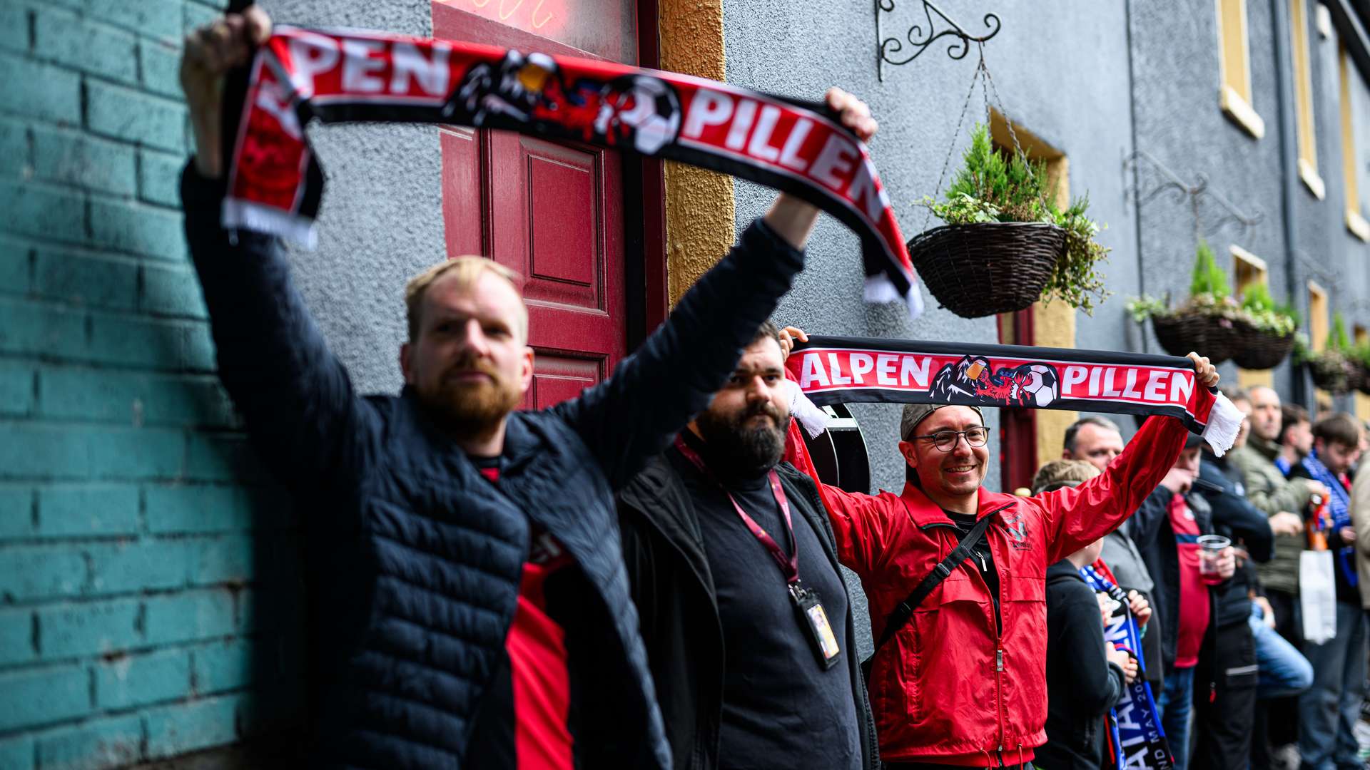 Bayer 04-Fans in Dublin