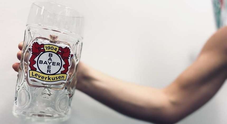 crop_Oberarm_Glas_Bayer.jpg