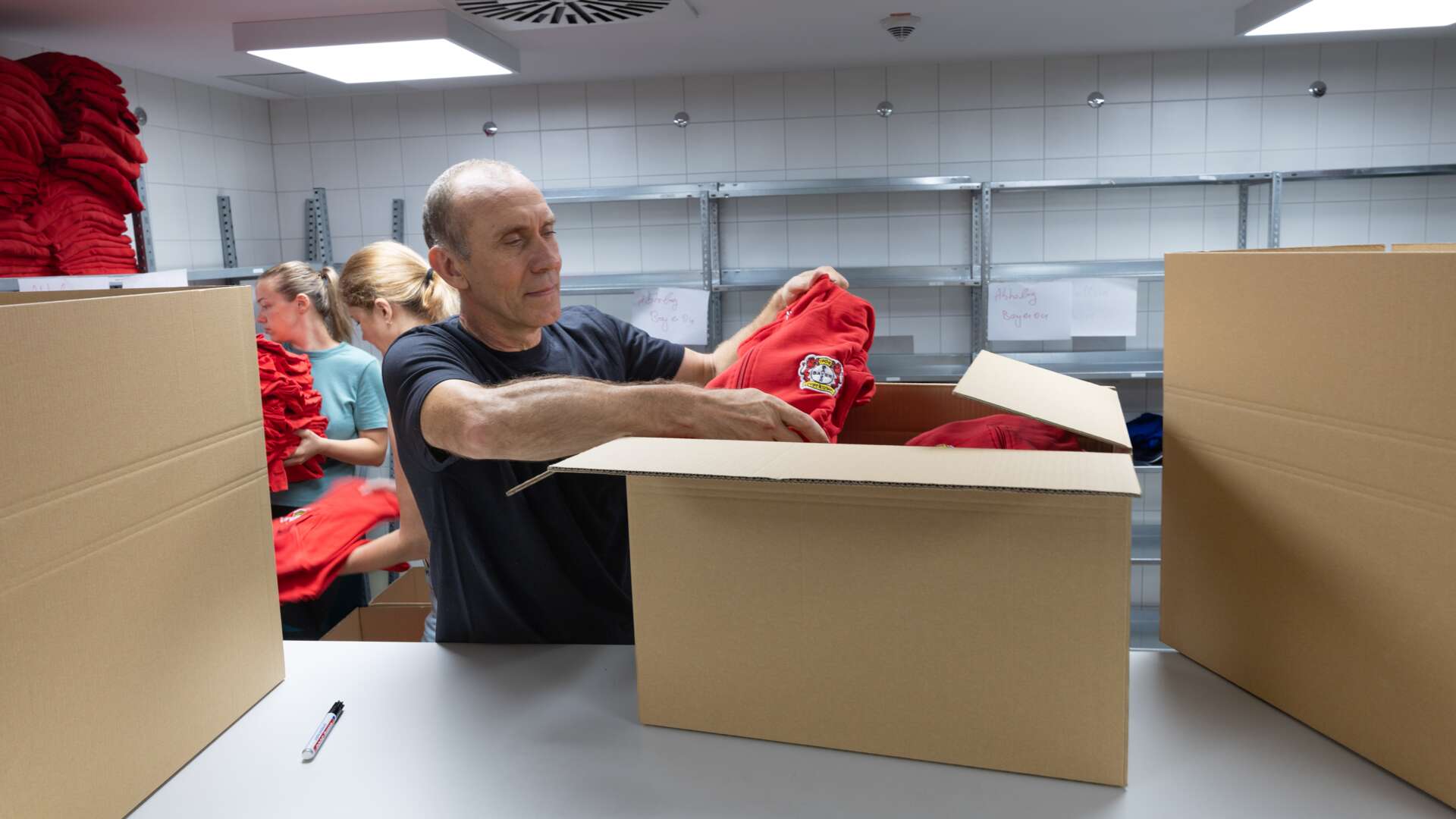 Sammlung der MA-Kleidung für das BGK