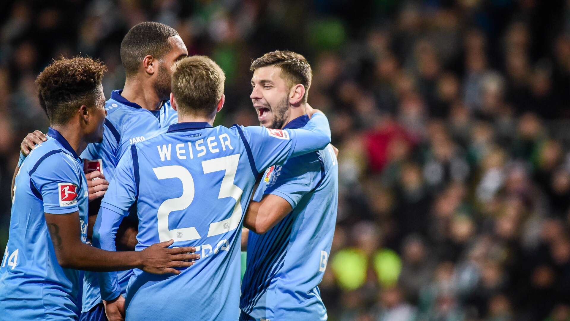 Mitchell Weiser jubelt