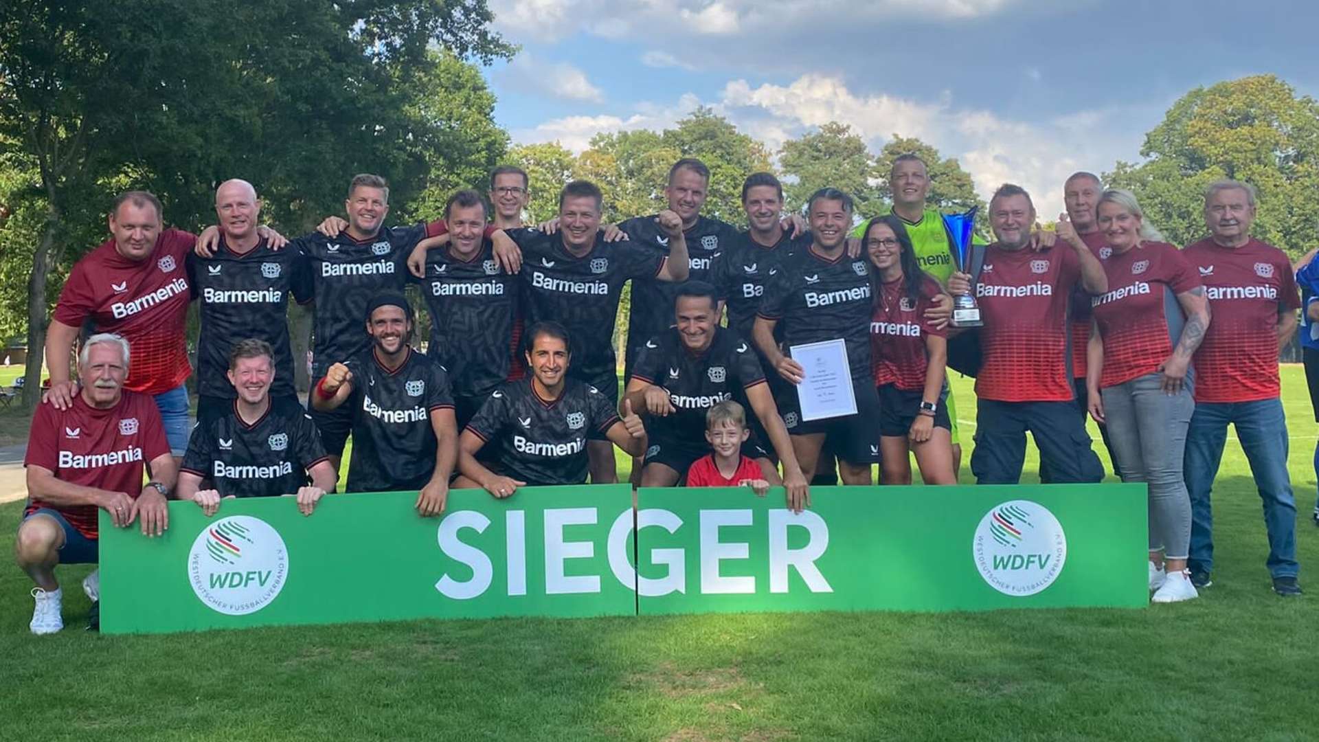 crop_Ueber_40_Westdeutscher_Meister.jpg