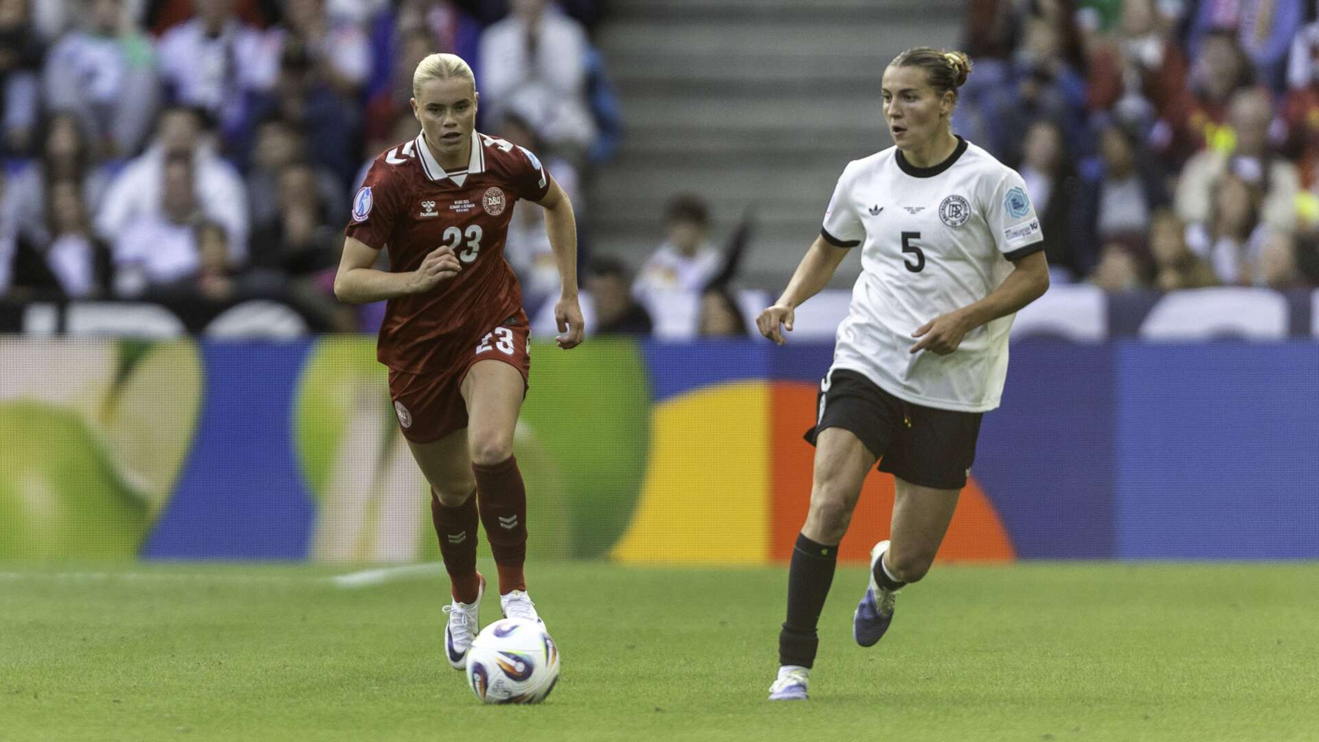 Cornelia Kramer und Carlotta Wamser